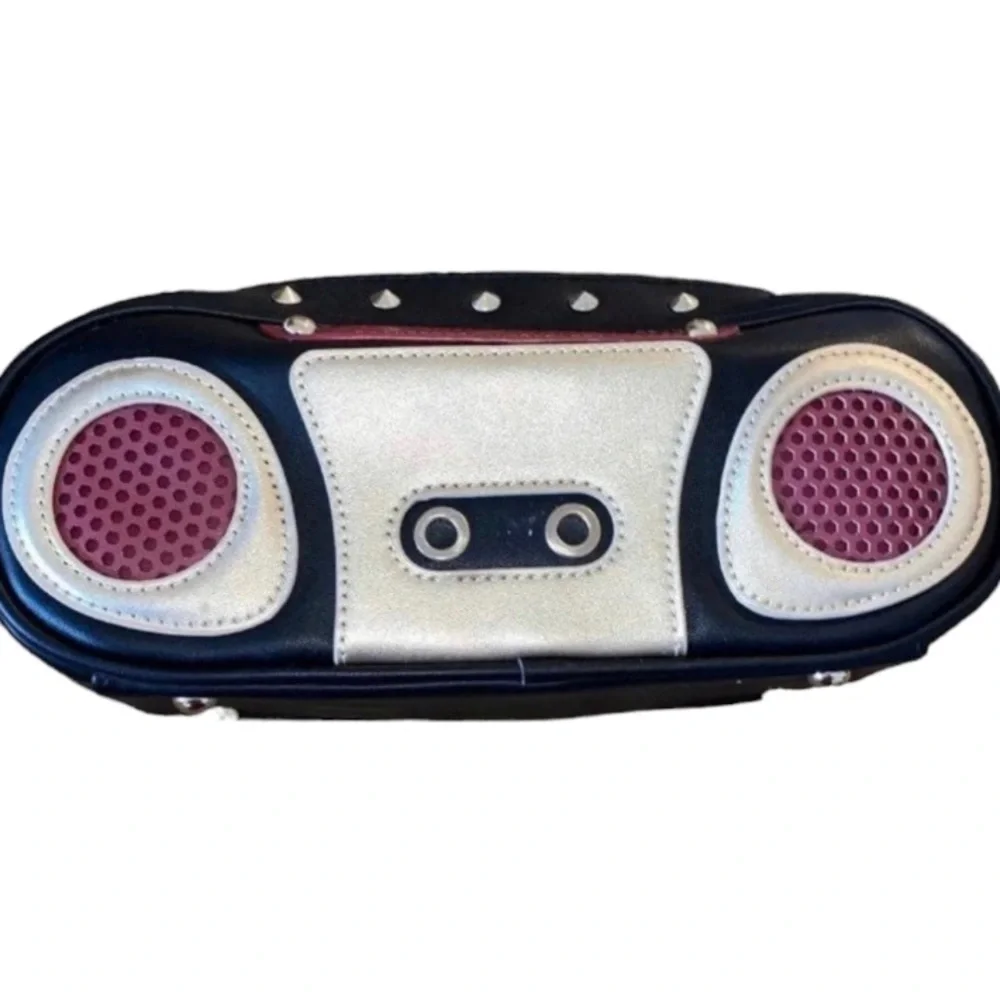 Charming Charlie Boom box crossbody - Picture 2 of 5